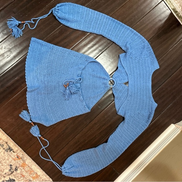 Beginning Boutique Bryleigh Blue Knit Cut Out Tasseled Mini Crochet Dress Size 6 - Picture 5 of 7